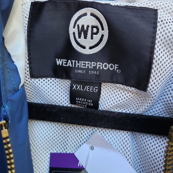 Colorblock Blue, White, and Green Men's Jacket - Wqterproof NWT - Picture 5 of 11